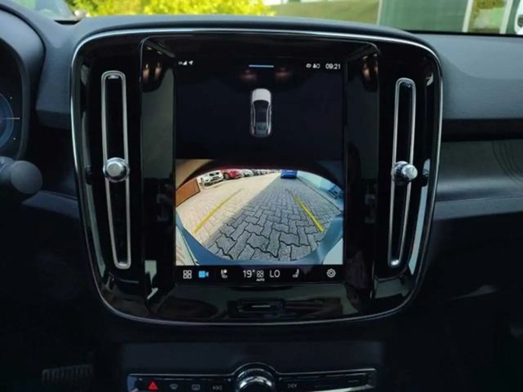 Volvo C40