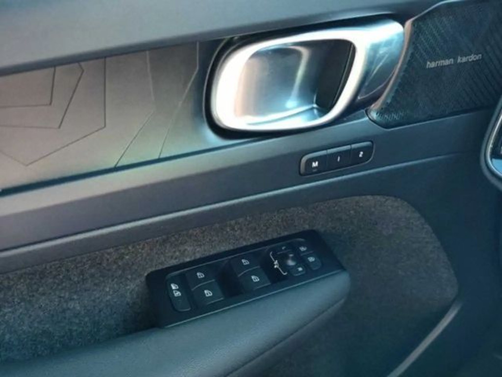 Volvo C40