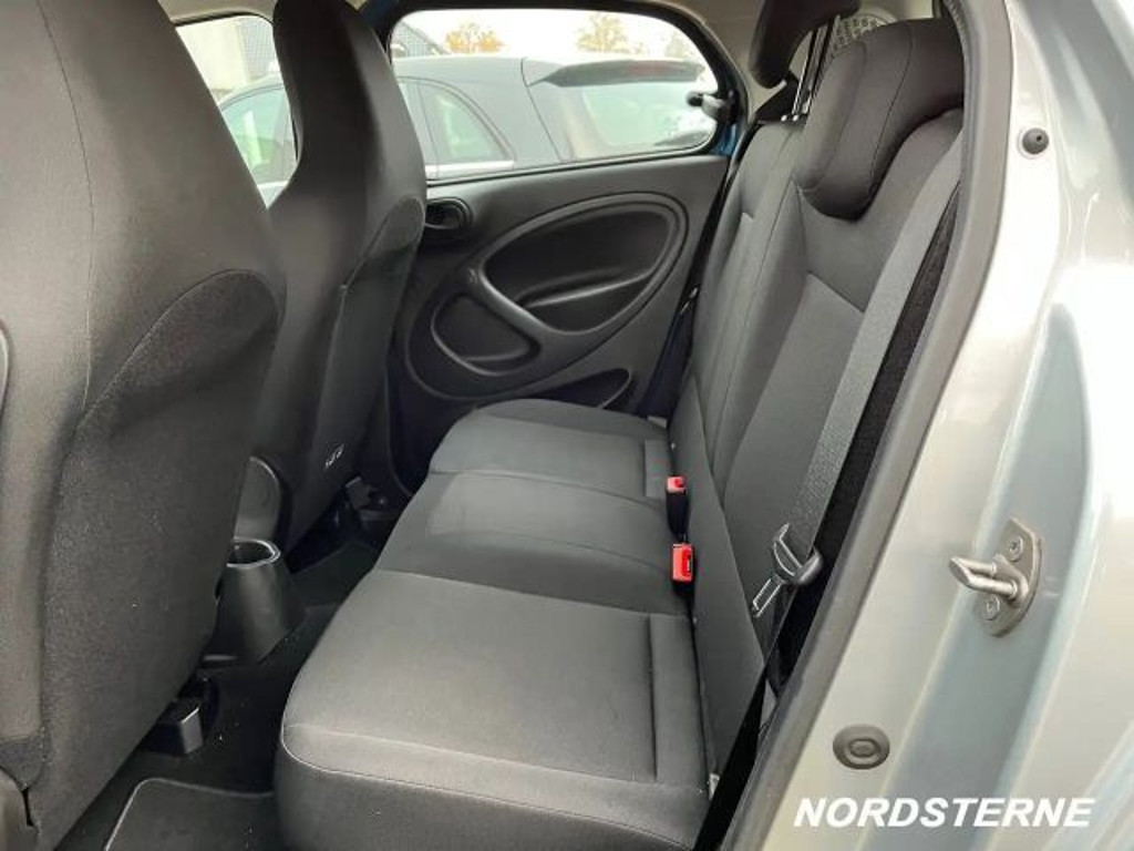 Smart EQ forfour