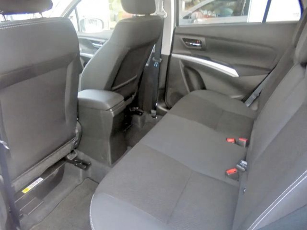 Suzuki S-Cross