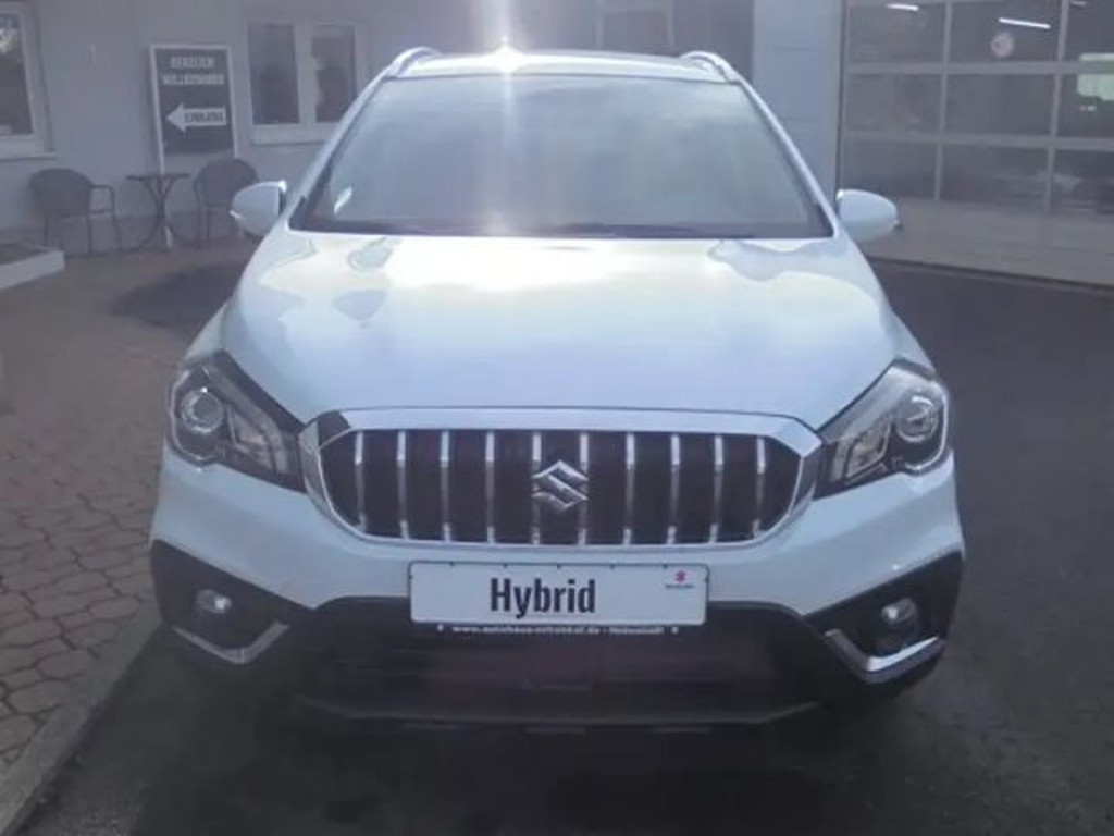 Suzuki S-Cross