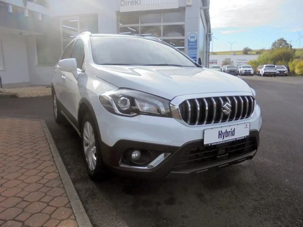Suzuki S-Cross