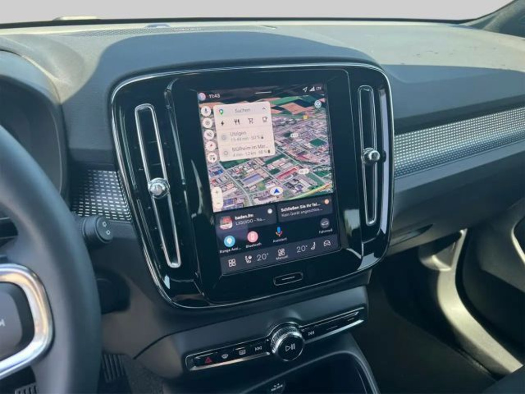Volvo EX40