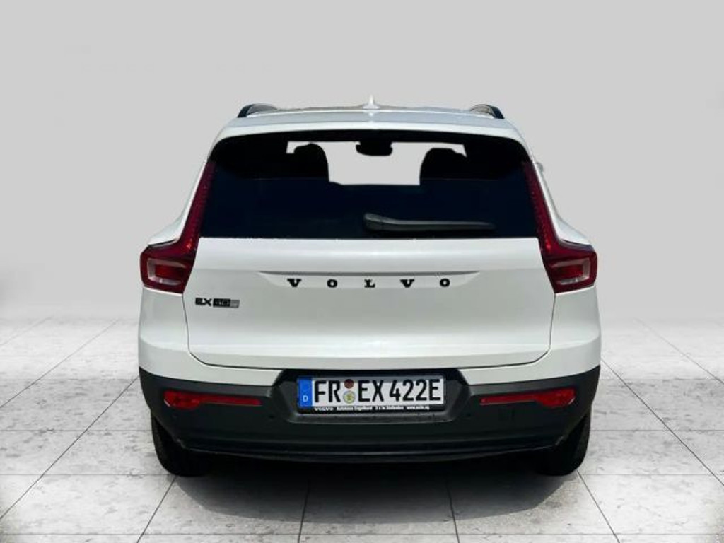 Volvo EX40