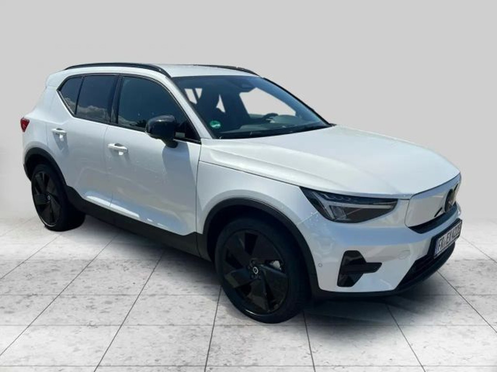 Volvo EX40