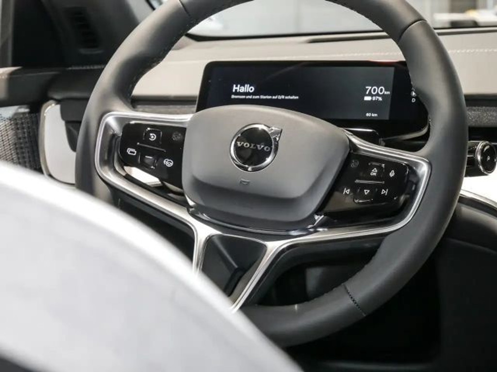 Volvo EX90