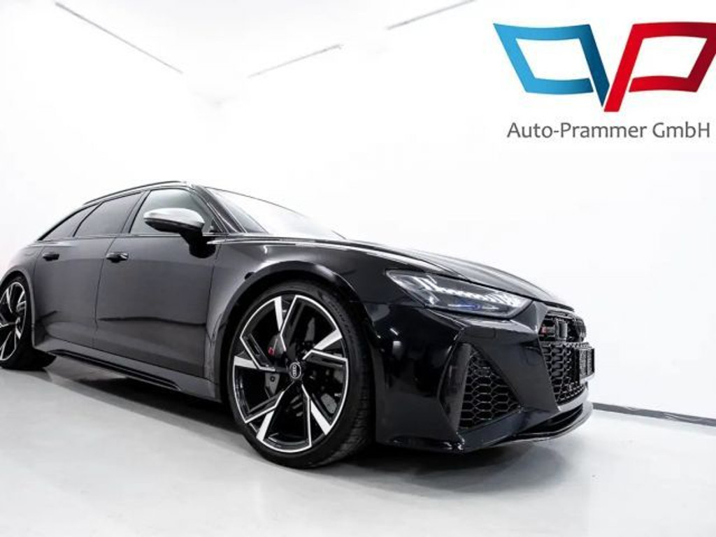 Audi RS6 Avant Quattro S-Tronic