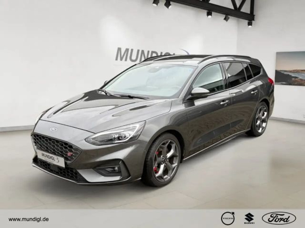 Ford Focus Wagon ST Line