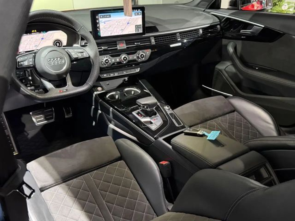 Audi RS4