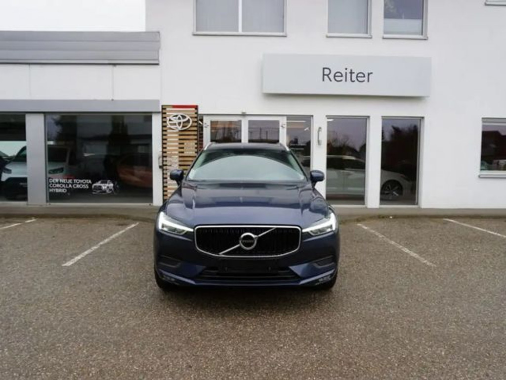 Volvo XC60 Momentum