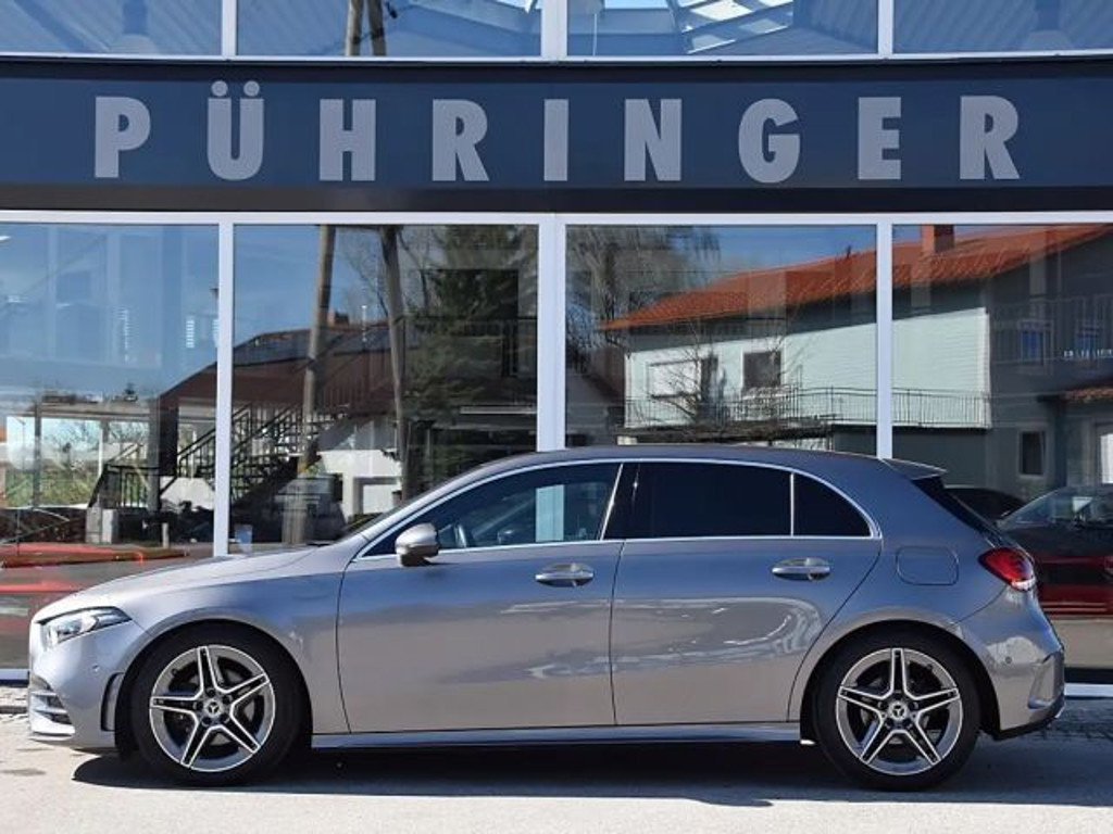 Mercedes-Benz A-Klasse A 200 AMG Line A 200 d