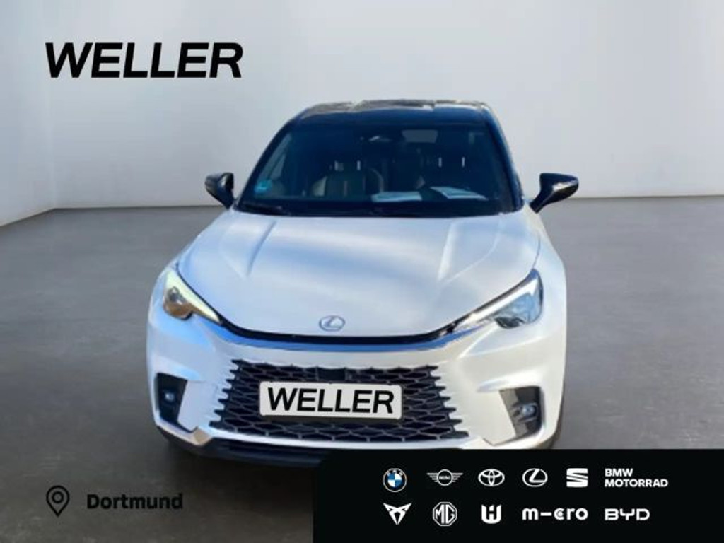 Lexus LBX Cool 4x2 FWD