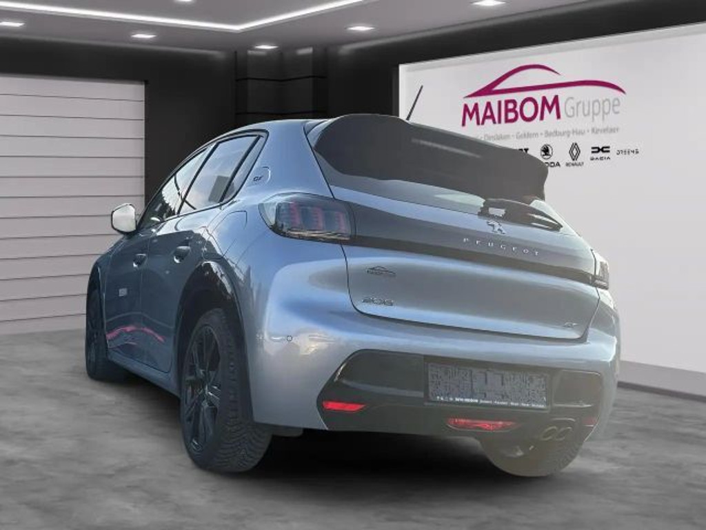 Peugeot e-208