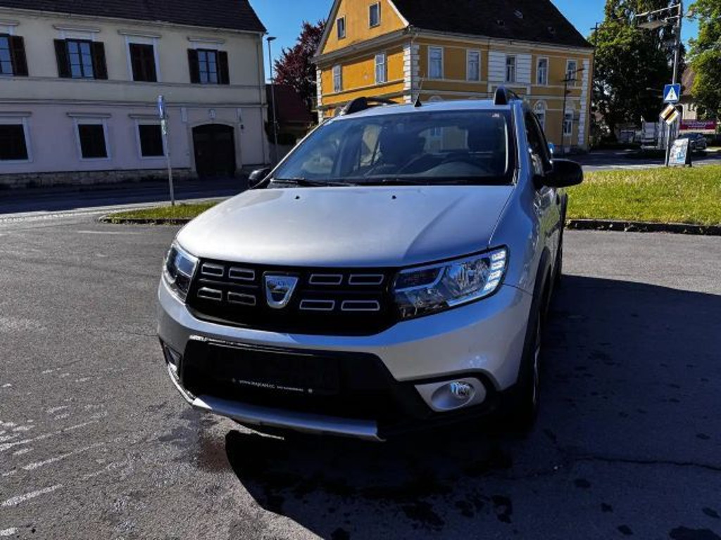 Dacia Sandero Stepway Celebration
