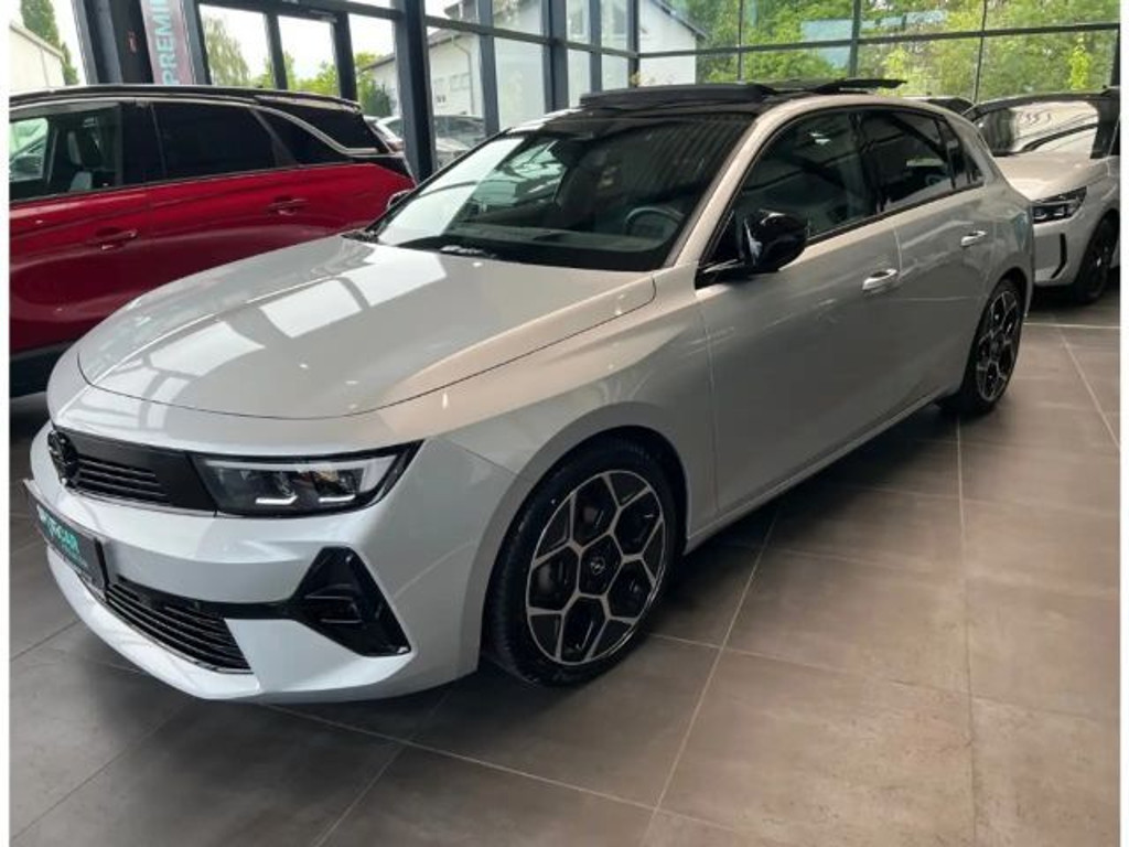 Opel Astra Ultimate