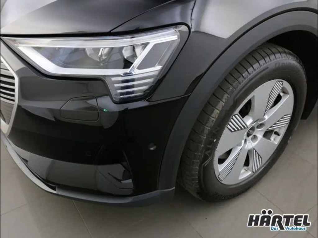 Audi e-tron Quattro 50