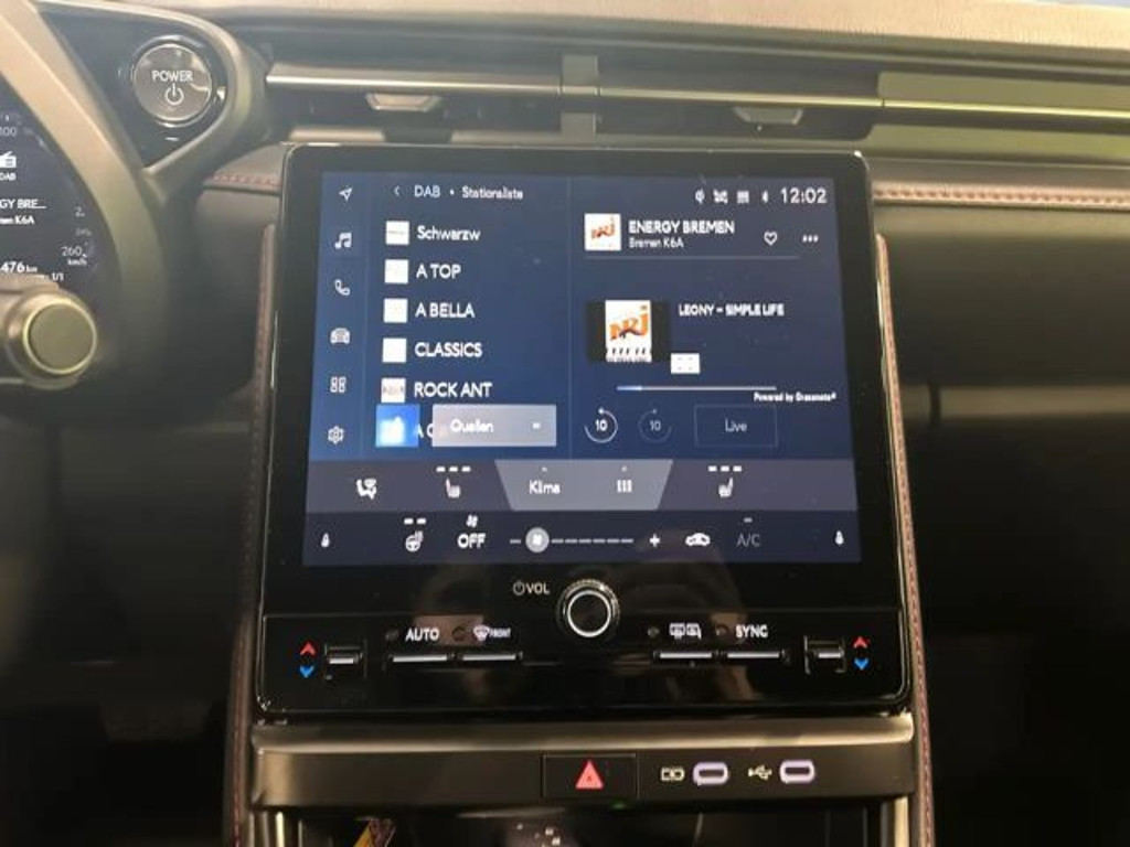 Lexus LBX