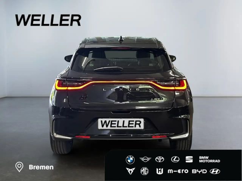 Lexus LBX