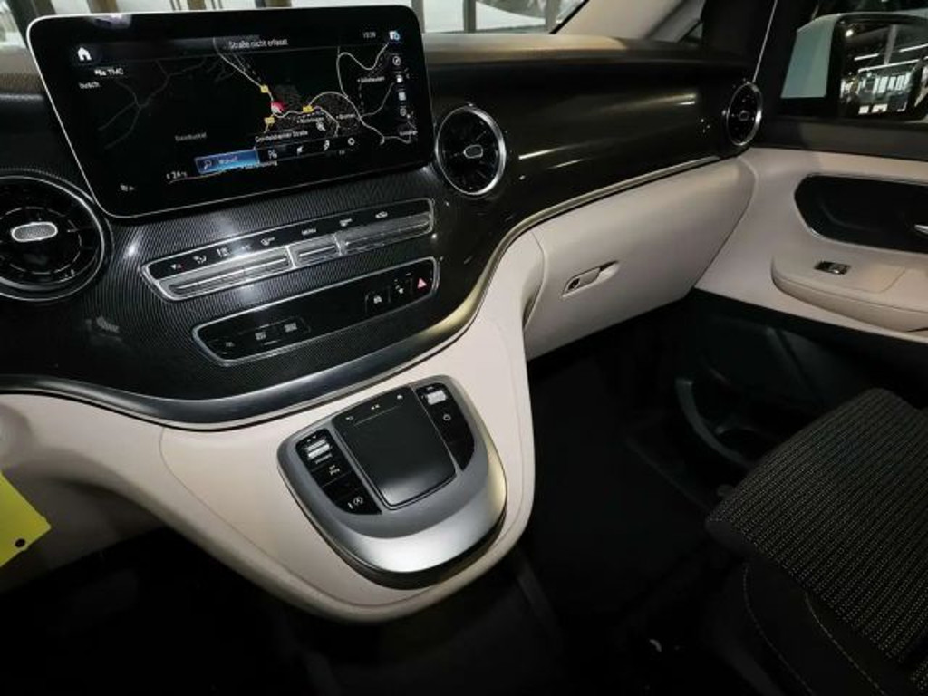 Mercedes-Benz Marco Polo