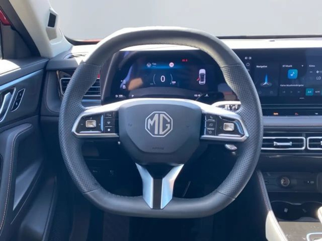 MG HS