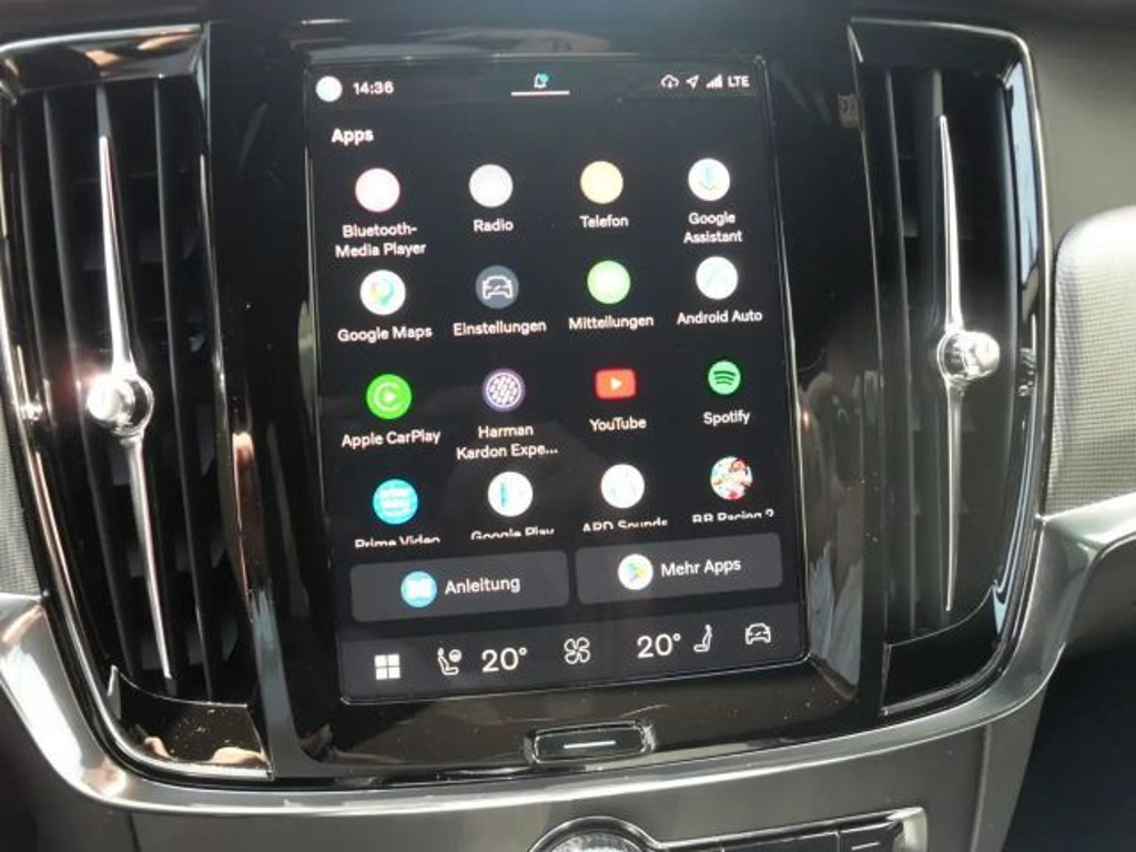 Volvo V90 Cross Country