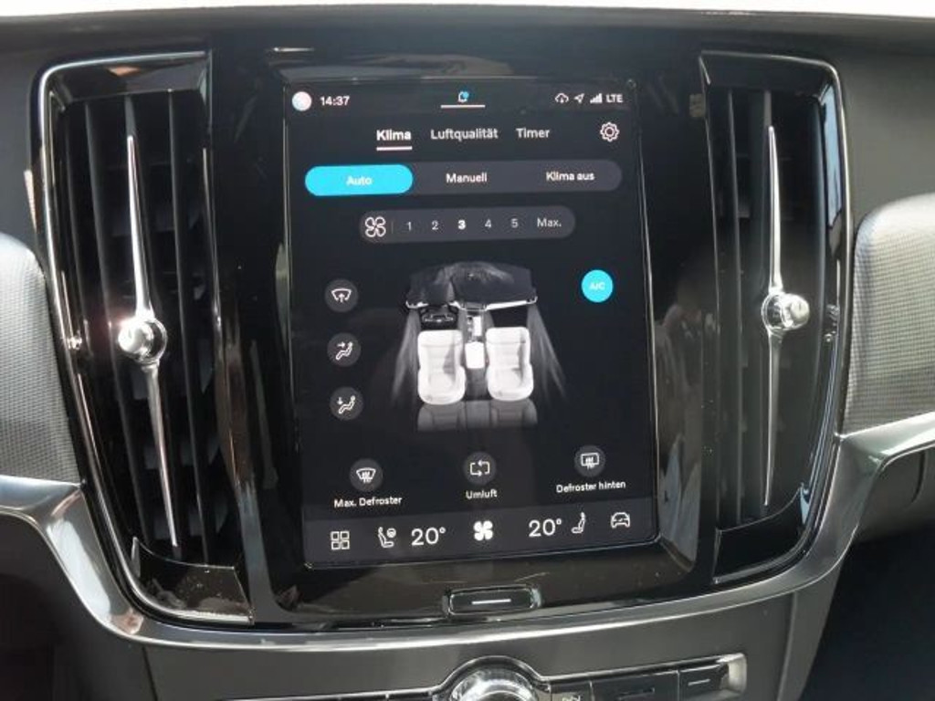 Volvo V90 Cross Country