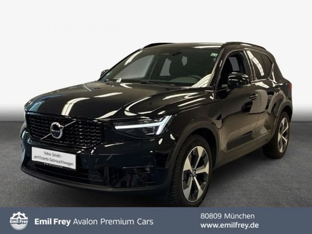 Volvo XC40 Plus Dark
