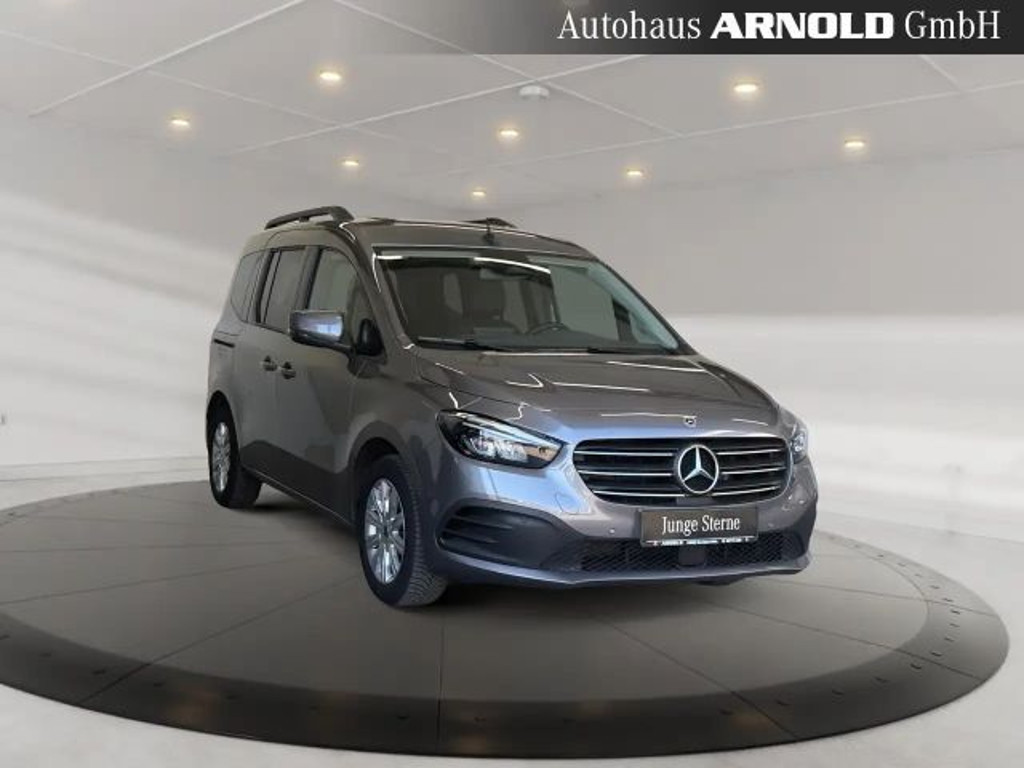 Mercedes-Benz T 180