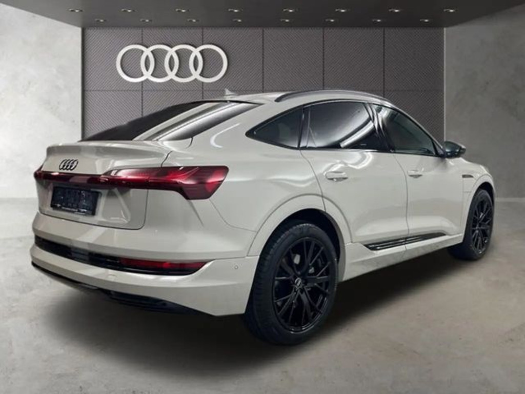 Audi Q8 e-tron