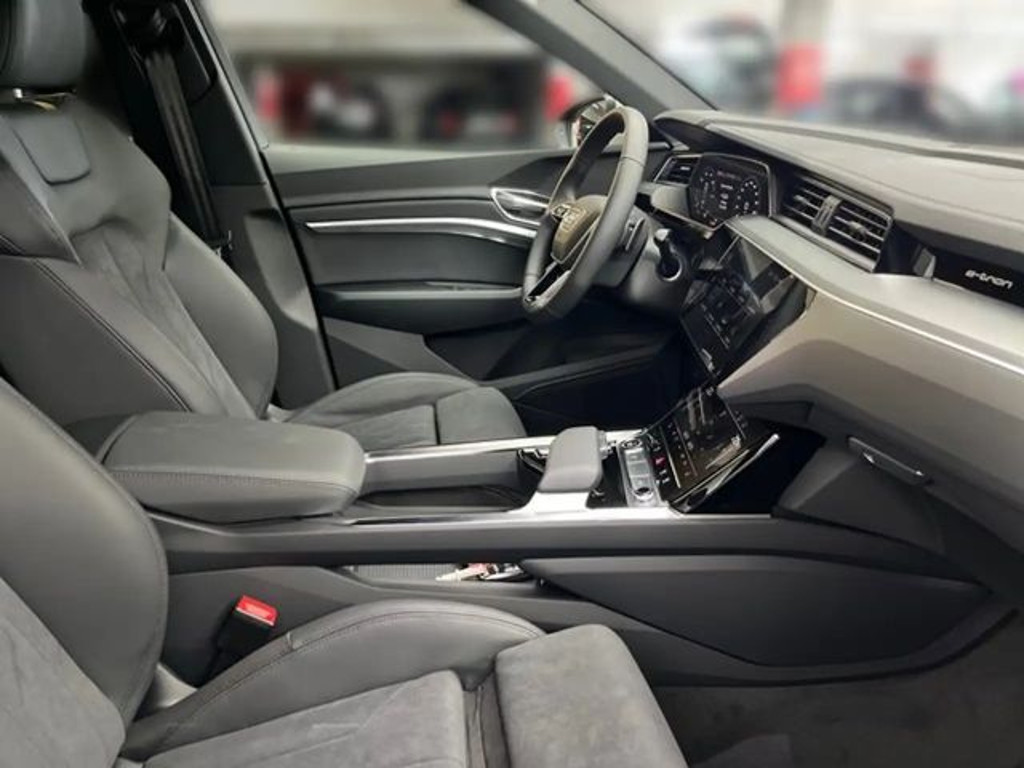 Audi Q8 e-tron