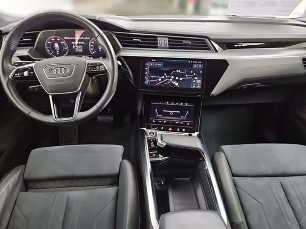 Audi Q8 e-tron
