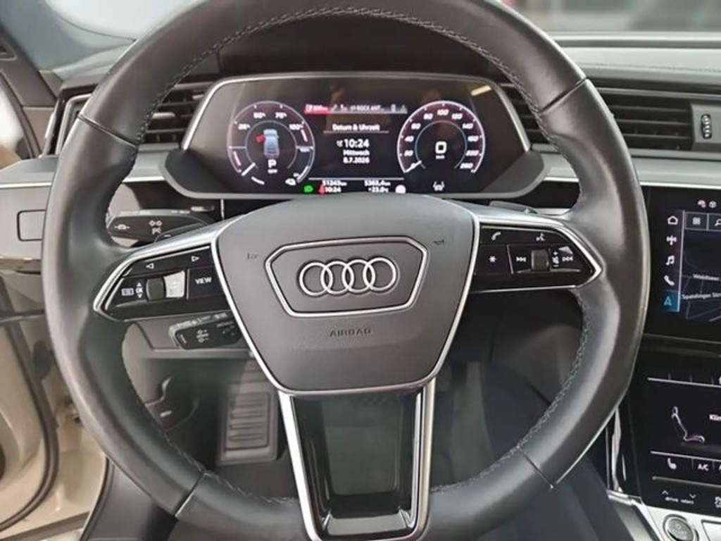 Audi Q8 e-tron