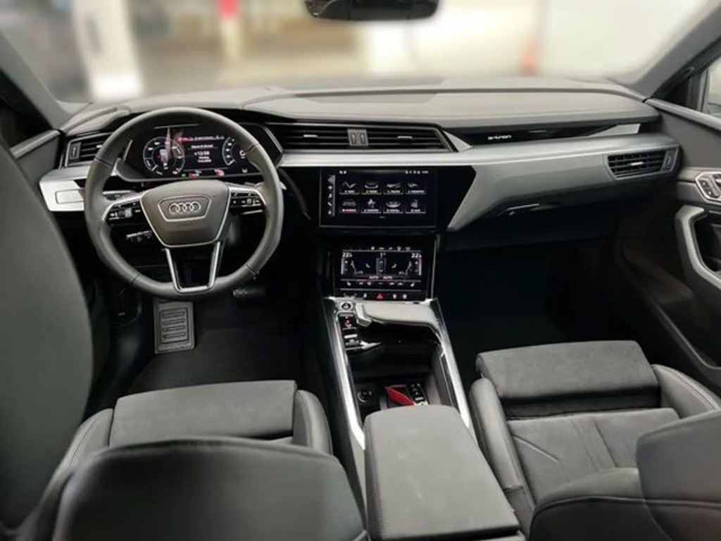 Audi Q8 e-tron