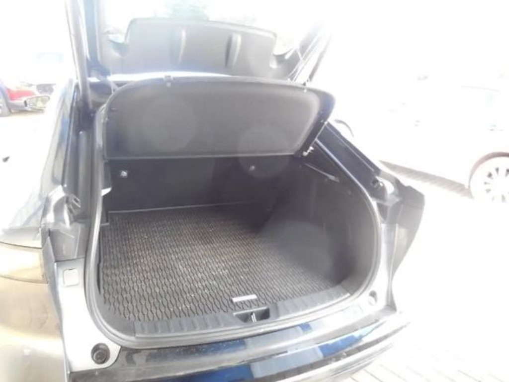 Mazda 6e