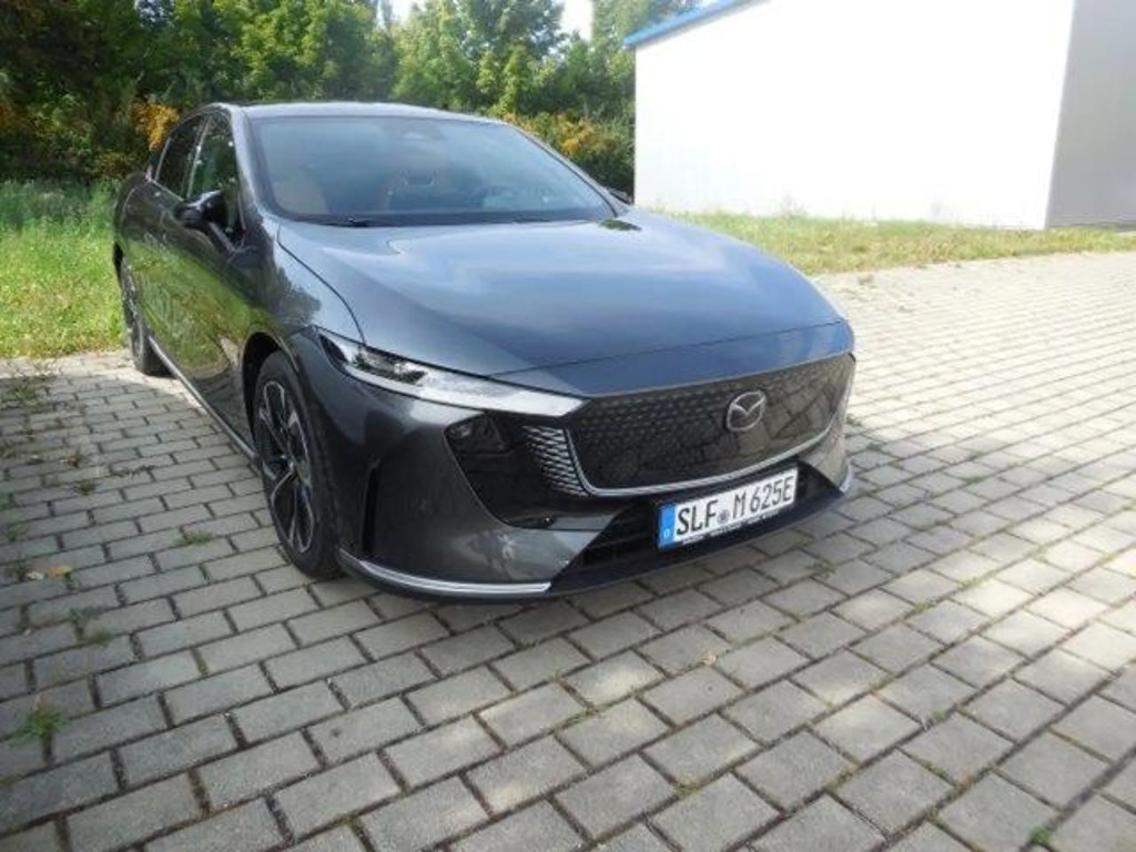 Mazda 6e