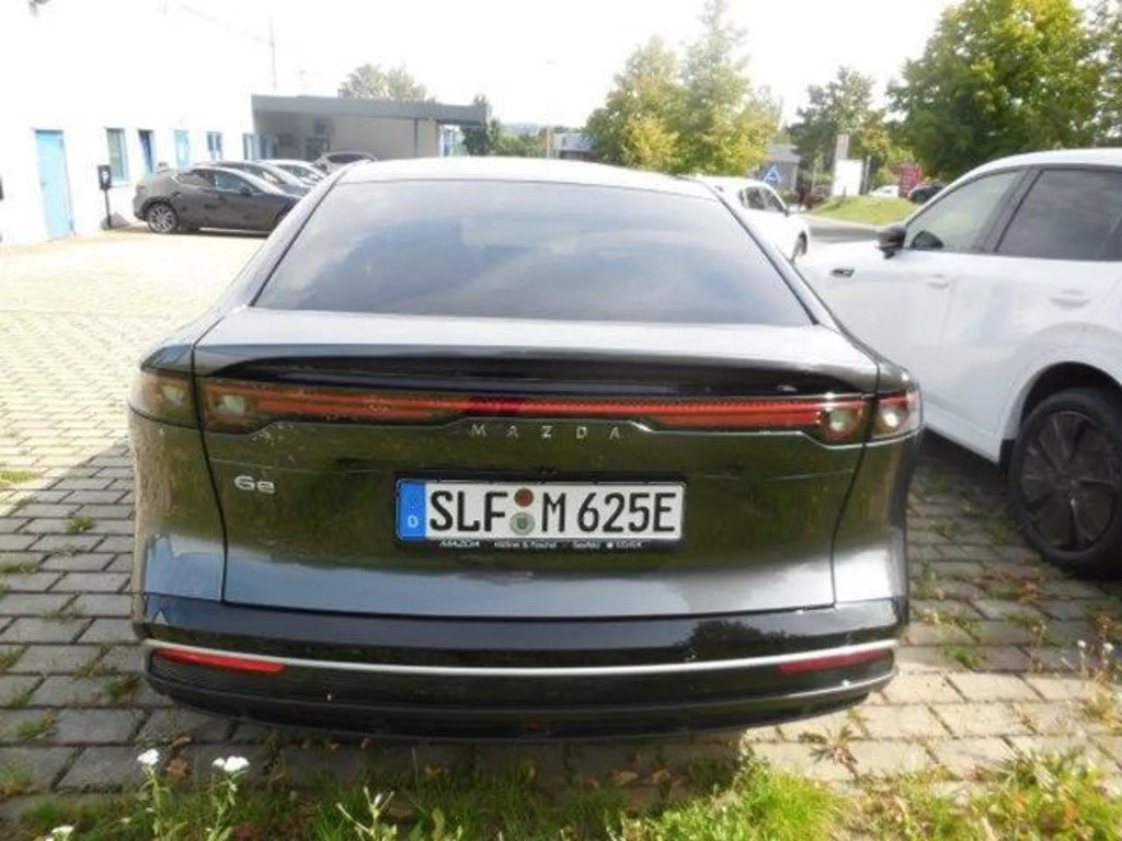 Mazda 6e