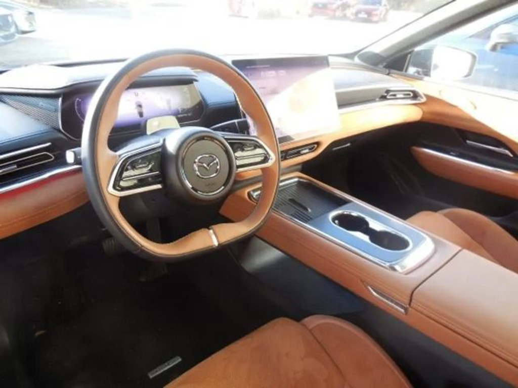 Mazda 6e