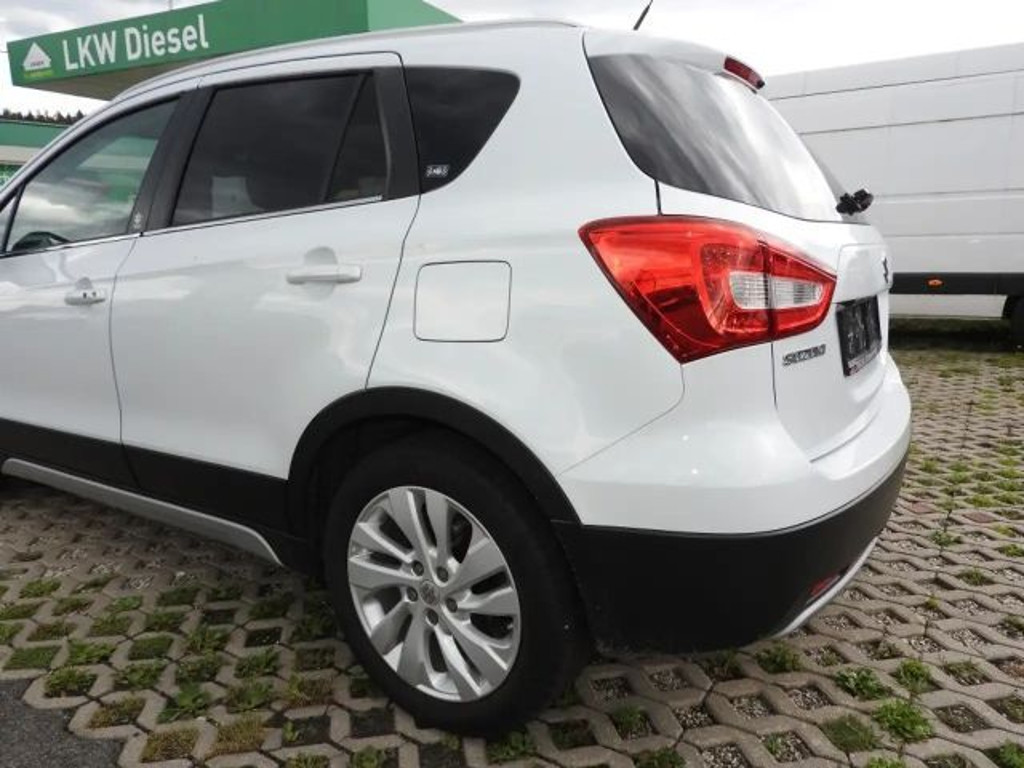 Suzuki SX4 S-Cross
