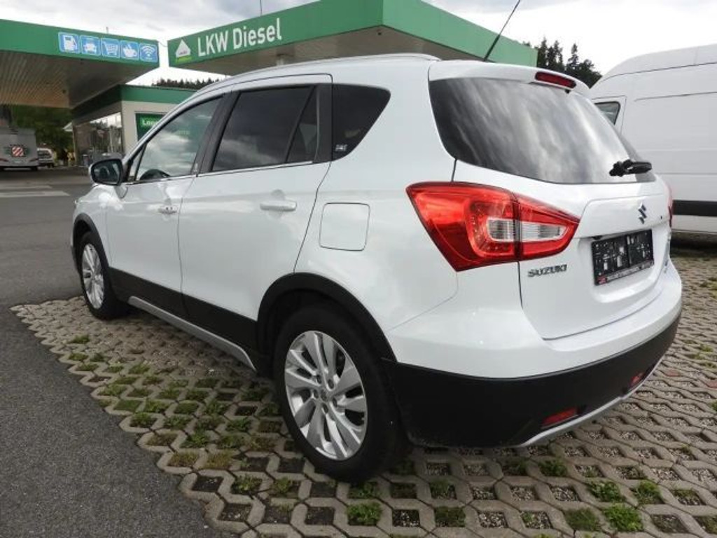 Suzuki SX4 S-Cross