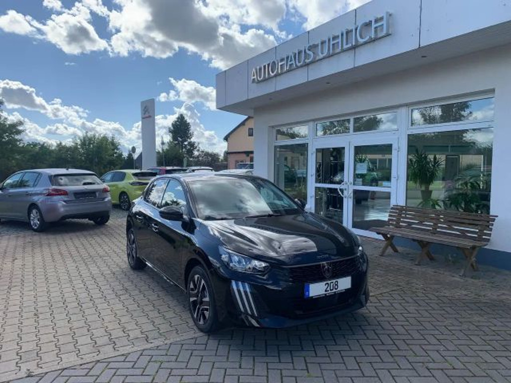 Peugeot e-208