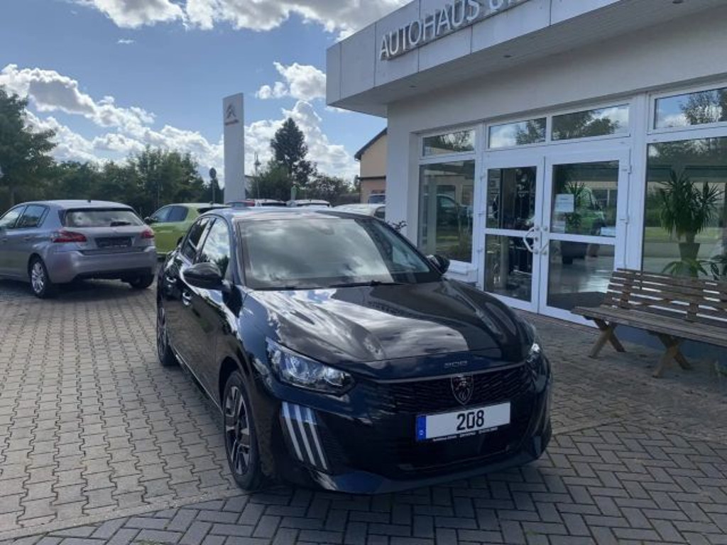 Peugeot e-208