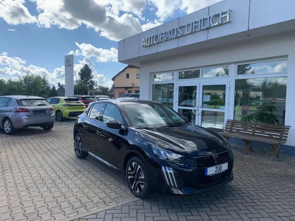 Peugeot e-208