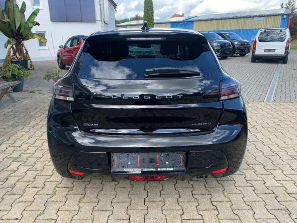 Peugeot e-208