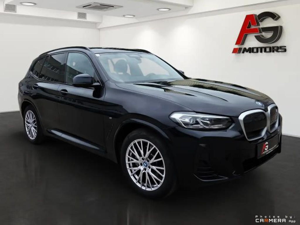 BMW iX3