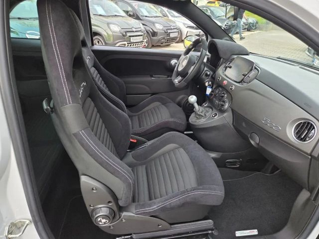 Abarth 695