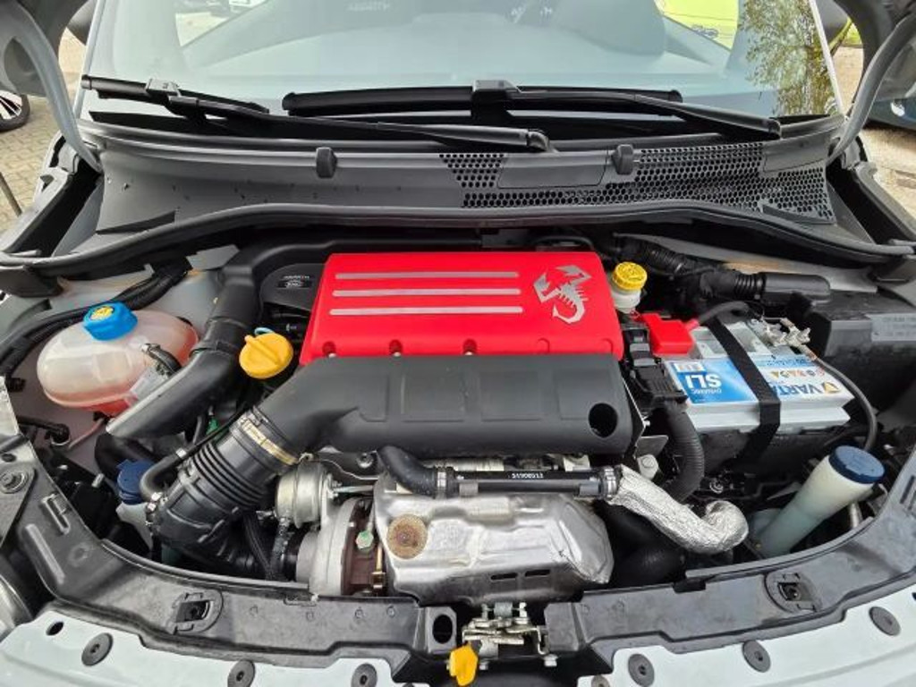 Abarth 695