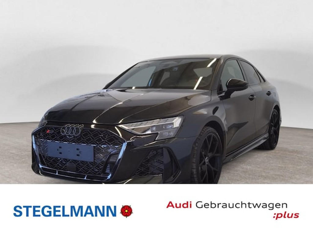 Audi RS3 Sedan Quattro S-Tronic