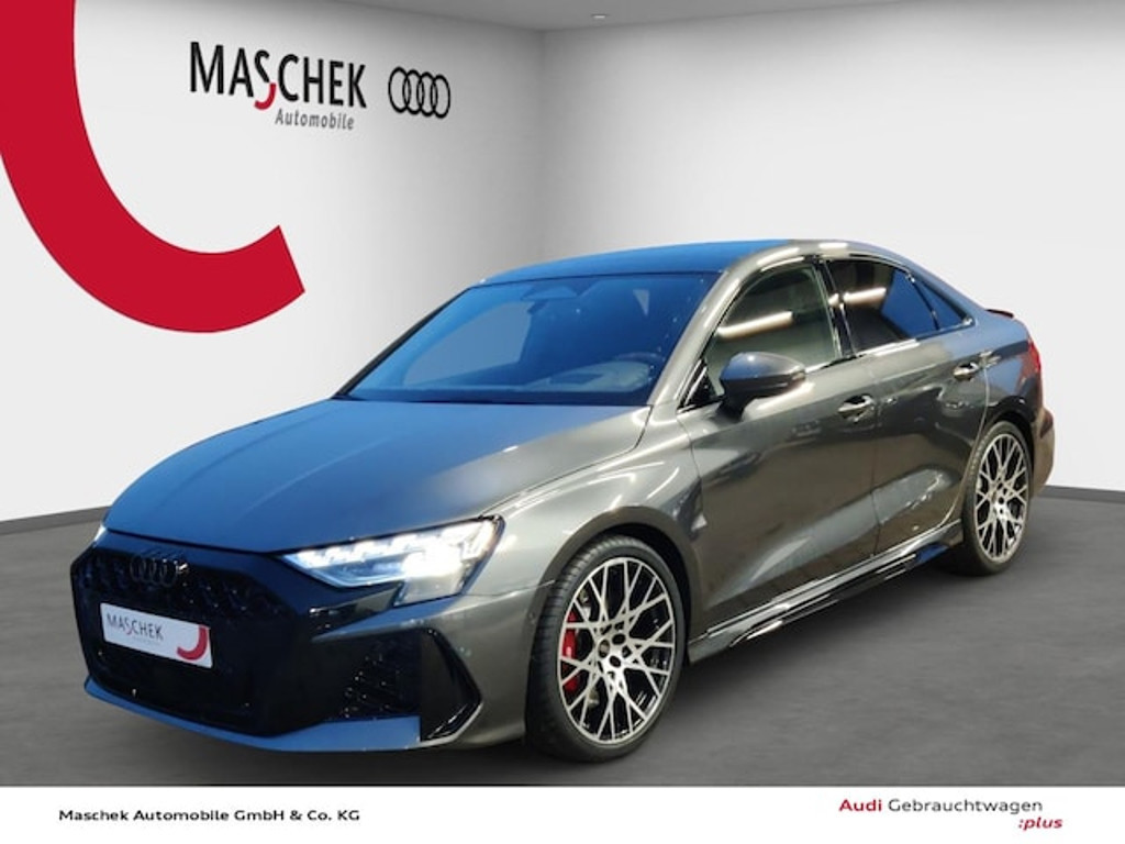 Audi RS3 Sedan Quattro S-Tronic