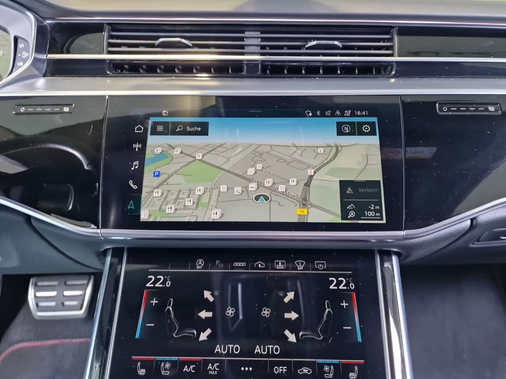 Audi S8