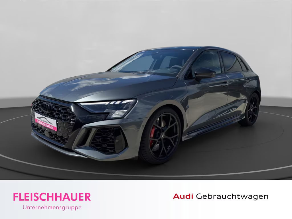 Audi RS3 Sportback Sedan Quattro